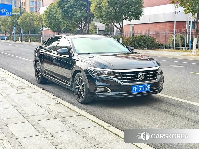 Volkswagen Passat id 4253811 из Китая 10