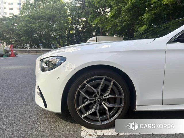Mercedes-Benz E-Class W213 2022 Белый из Кореи, фото 6