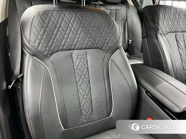 BMW 5 Series (G30) 2021 Белый из Кореи, фото 6