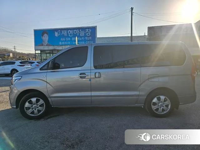 Hyundai The New Grand Starex id 3570764 из Кореи 15