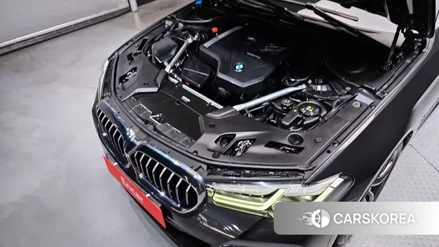 BMW 5 Series (G30) id 3770222 из Кореи 16