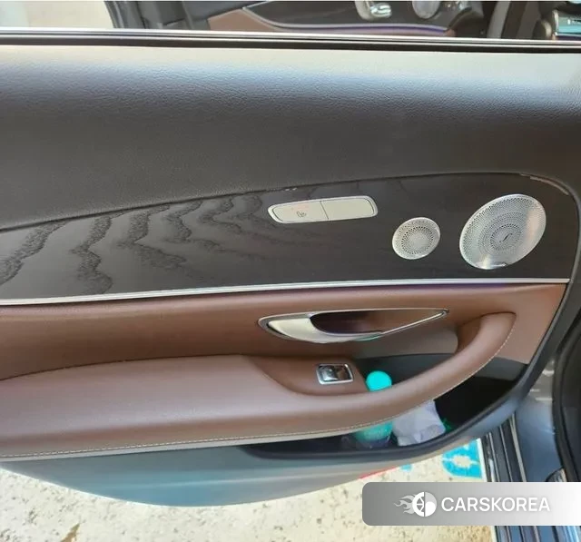 Mercedes-Benz E-Class W213 id 3391750 из Кореи 16