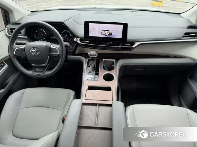 Toyota Grevia 2024 Белый из Китая, фото 6