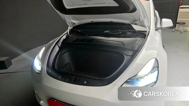 Tesla Model Y id 3395551 из Кореи 16