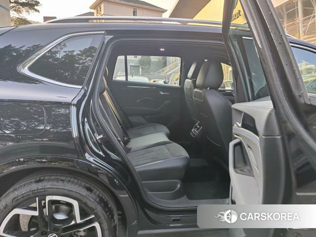 Volkswagen Tiguan L id 4261392 из Китая 9