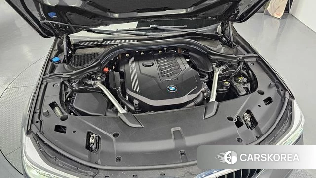 BMW 6 Series GT (G32) id 4338855 из Кореи 27