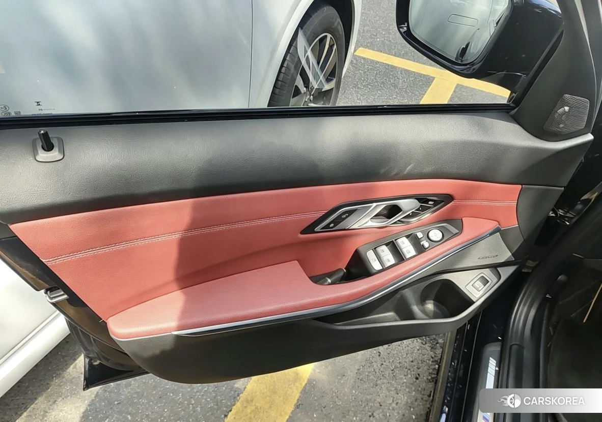 BMW 3 series id 4473305 из Китая 17