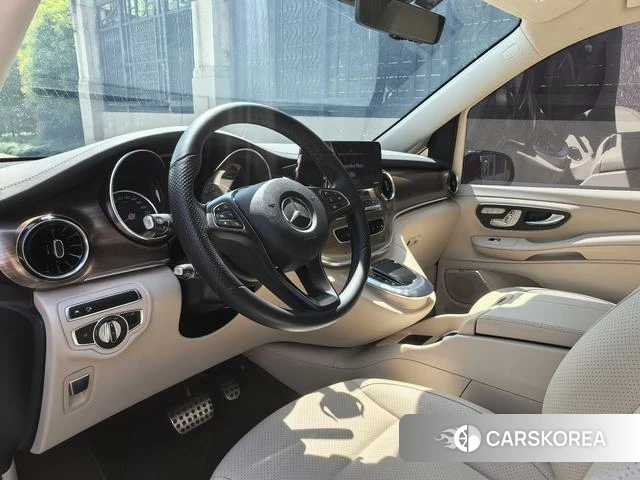 Mercedes-Benz V-class id 4275310 из Китая 11