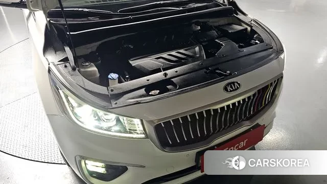 Kia The New Carnival id 3703751 из Кореи 16