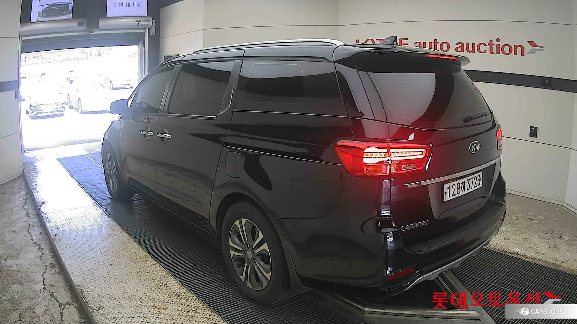 Kia Carnival id 4679358 из Кореи 34