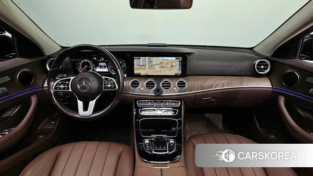 Mercedes-Benz E-Class W213 id 4637892 из Кореи 27