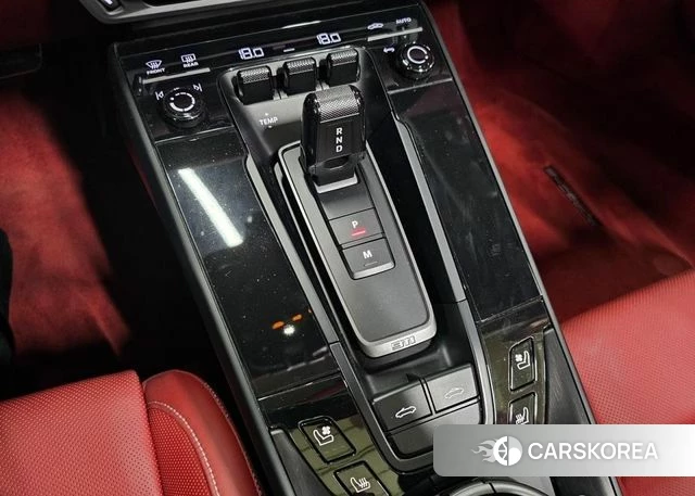 Porsche 911(992) id 4618216 из Кореи 12