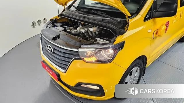 Hyundai The New Grand Starex id 3402909 из Кореи 16
