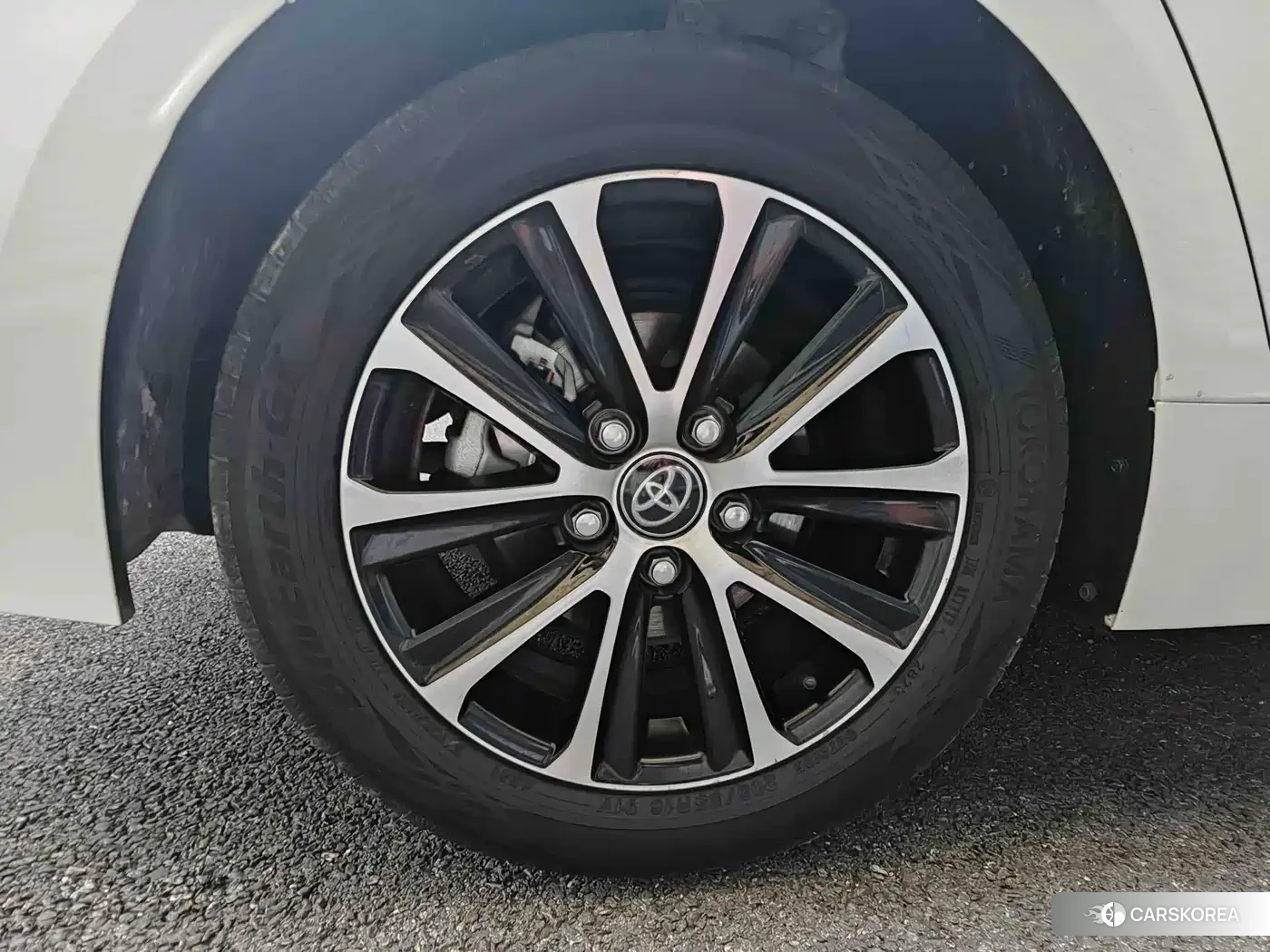 Toyota Levin id 4565299 из Китая 10
