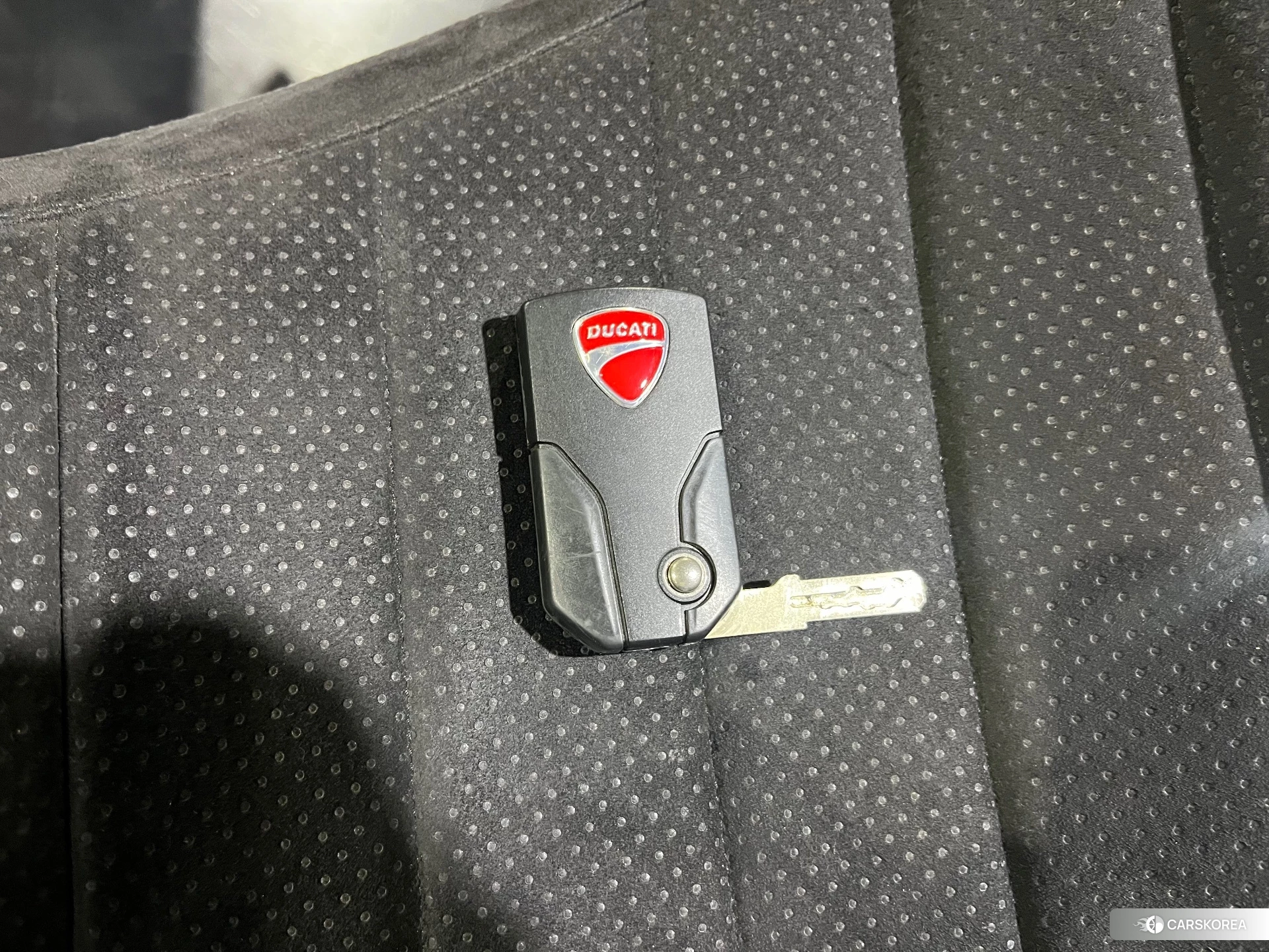 Проданный Ducati DIAVEL AMG id 4320094 из Японии, фото 7