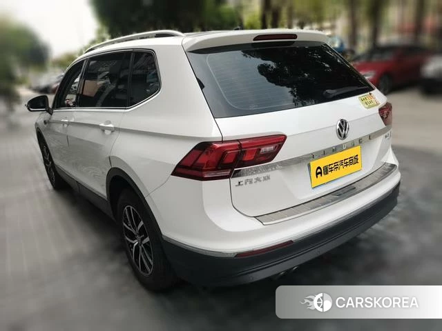 Volkswagen Tiguan L 2018 Белый из Китая, фото 6