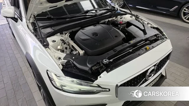 Volvo V60 Cross-Country 2nd Generation id 3499569 из Кореи 16