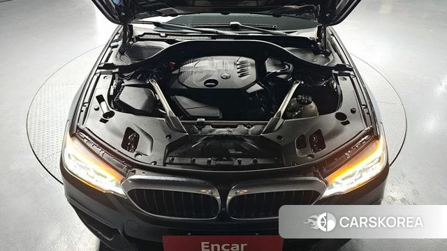 BMW 5 Series (G30) id 3886278 из Кореи 17