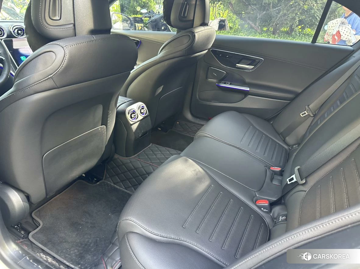 Mercedes-Benz Class C id 4492697 из Китая 14