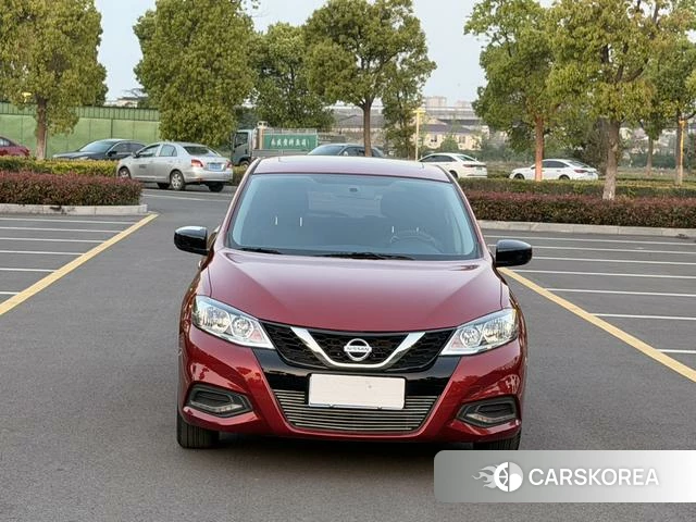 Nissan TIIDA id 4213972 из Китая 17