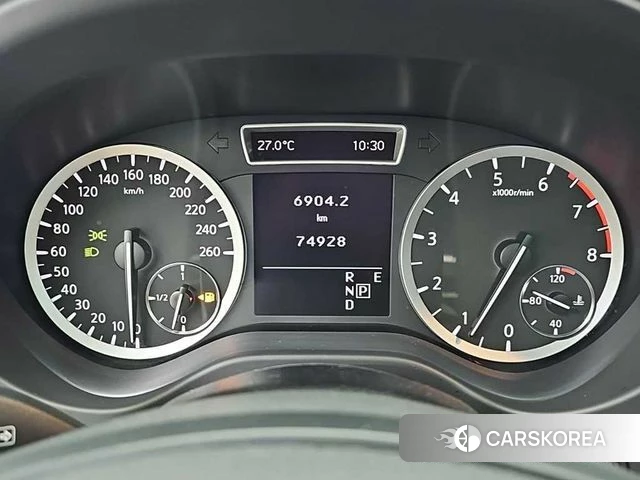 Infiniti Q30 id 4732804 из Кореи 14