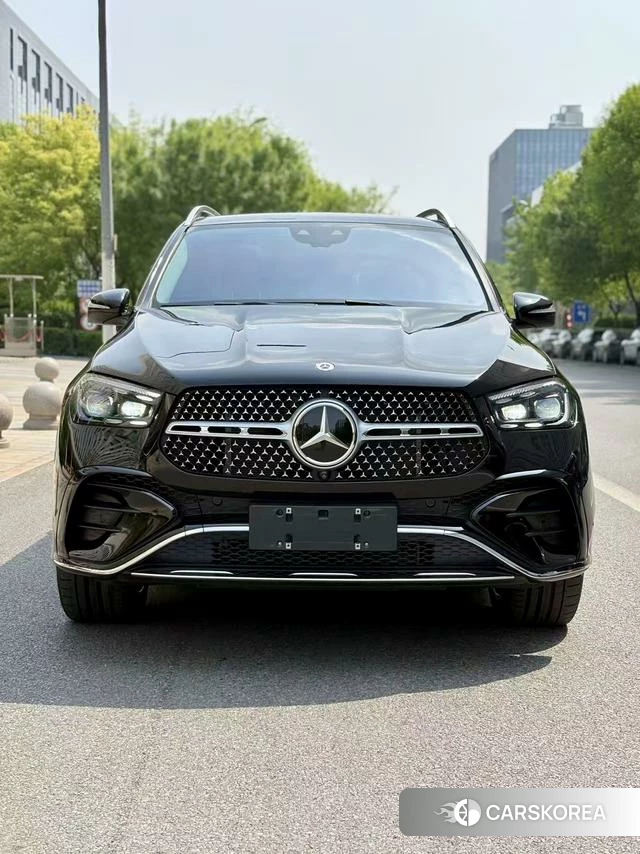 Mercedes-Benz GLE (import) 2023 Черный из Китая, фото 6