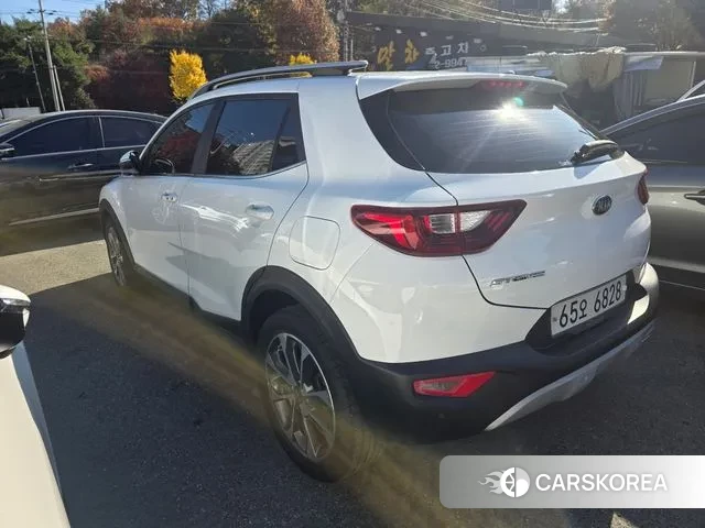 Kia Stonic id 3351145 из Кореи 16