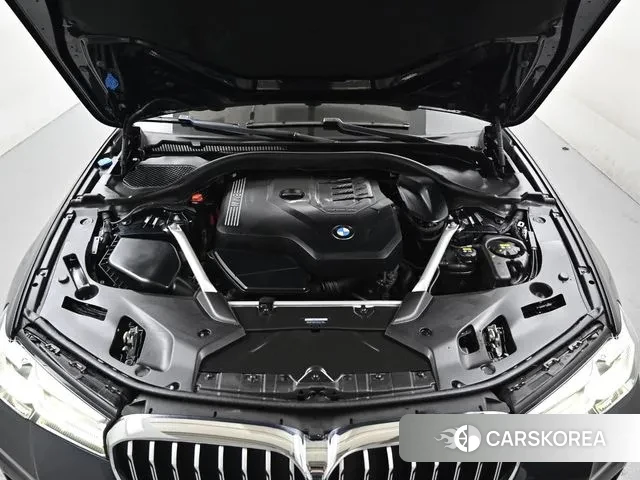 BMW 5 Series (G30) id 3488024 из Кореи 16