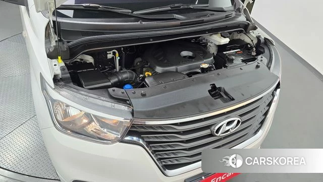 Hyundai The New Grand Starex id 4638308 из Кореи 16