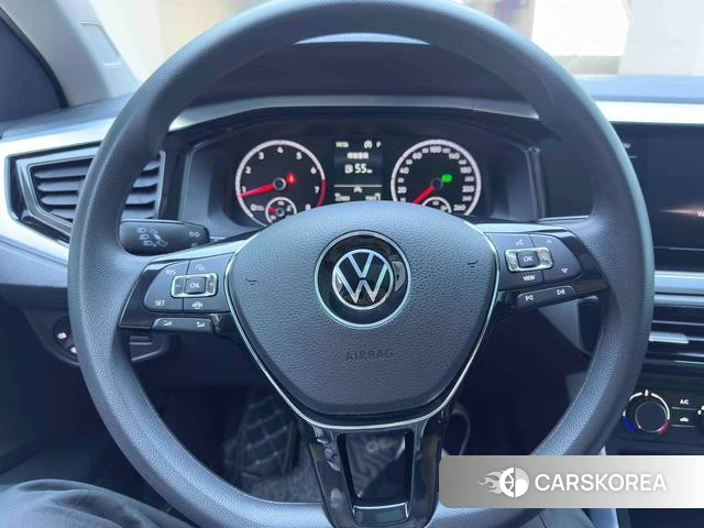 Volkswagen Polo id 4264558 из Китая 16