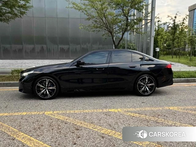 BMW 5 Series (G60) 2026 Черный из Кореи, фото 6
