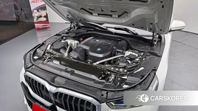 BMW 5 Series (G60) id 3725902 из Кореи 16