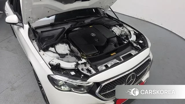 Mercedes-Benz E-Class W214 id 3644406 из Кореи 16