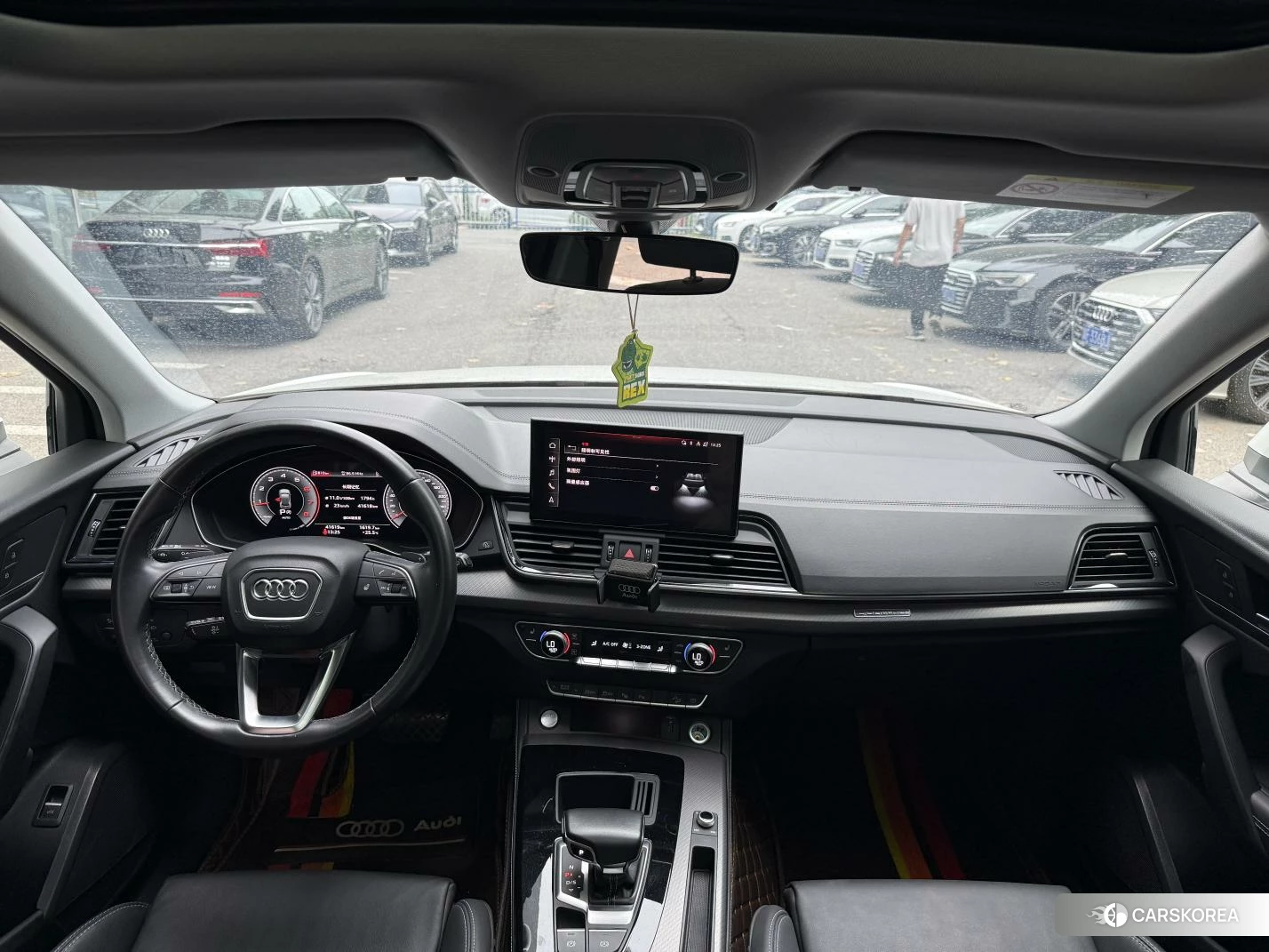 Audi Q5L id 4468170 из Китая 12