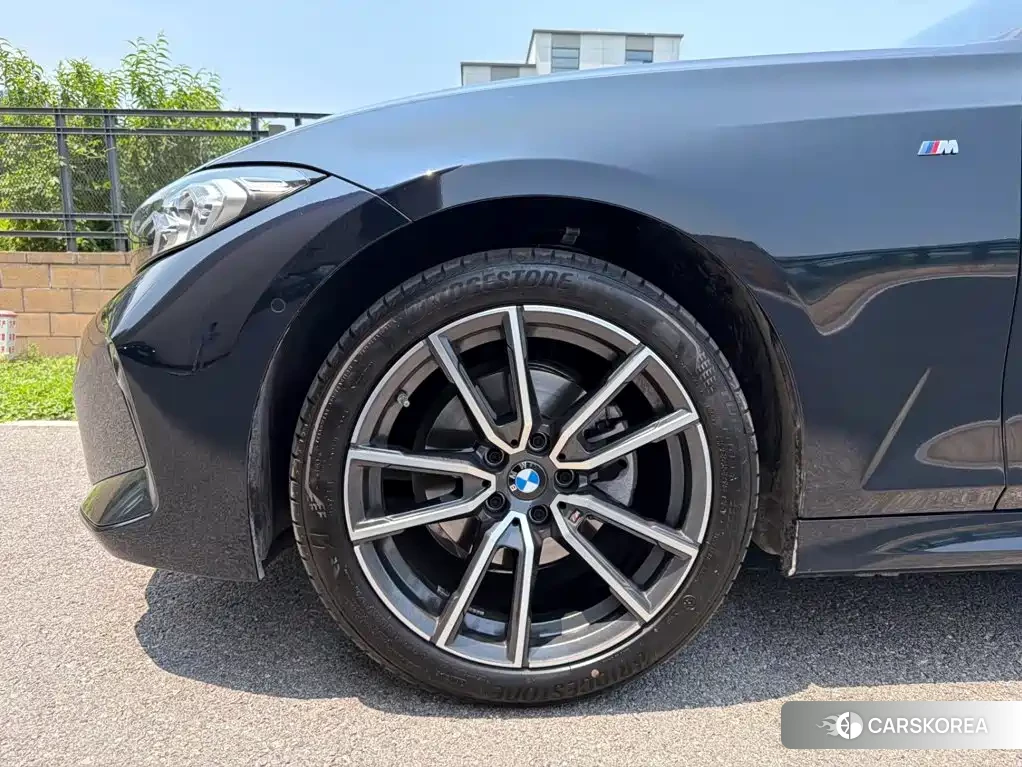 BMW 3 series id 4600495 из Китая 14