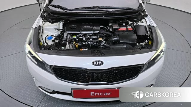 Kia The New K3 id 3905966 из Кореи 16