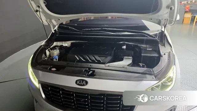 Kia The New Carnival id 3429496 из Кореи 16