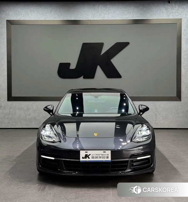 Porsche Panamera id 3913796 из Китая 8