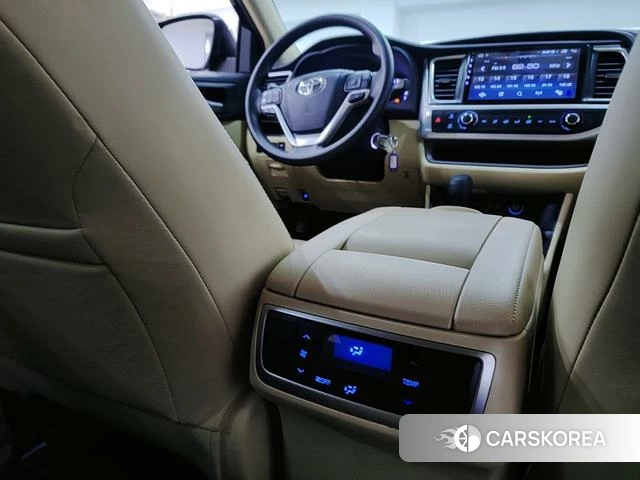 Toyota Highlander id 4207837 из Китая 16