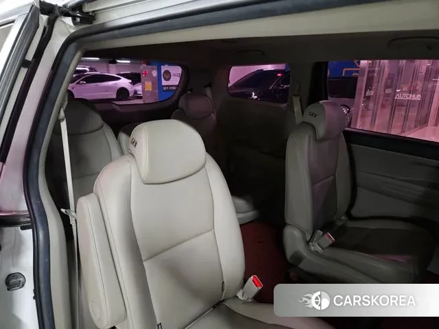 Kia The New Carnival id 3350995 из Кореи 16