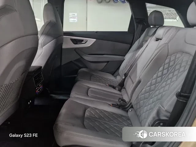 Audi Q7 (4M) 2024 Золотой из Кореи, фото 6