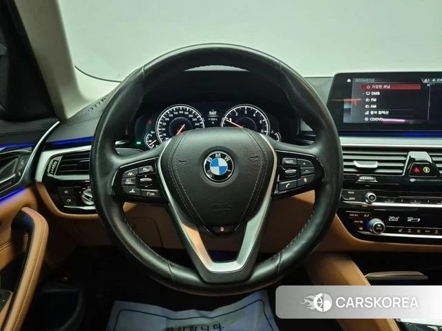 BMW 5 Series (G30) id 3955790 из Кореи 15