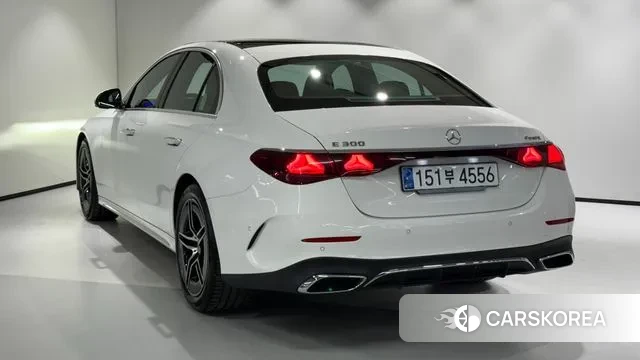 Mercedes-Benz E-Class W214 id 3278663 из Кореи 16