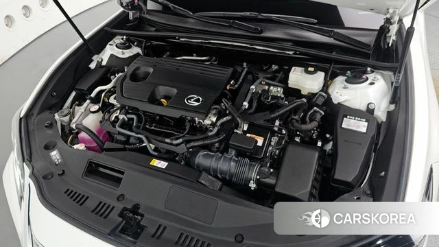 Lexus ES300h 7th generation id 4681401 из Кореи 32