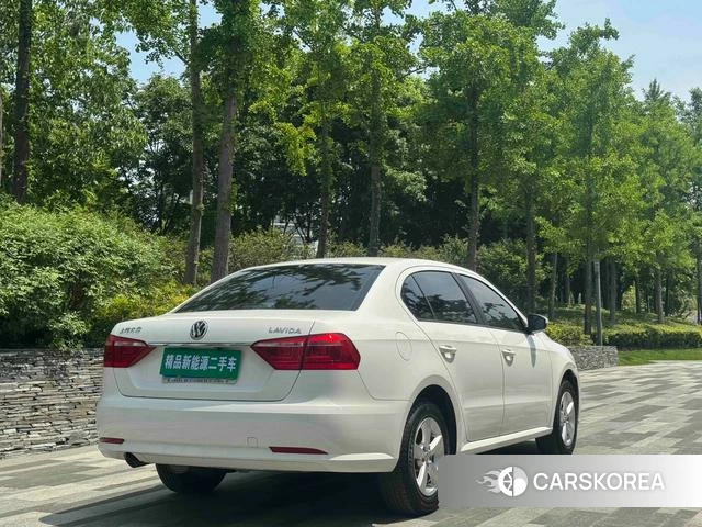 Feifan Automobile Feifan ER6 2022 Белый из Китая, фото 6
