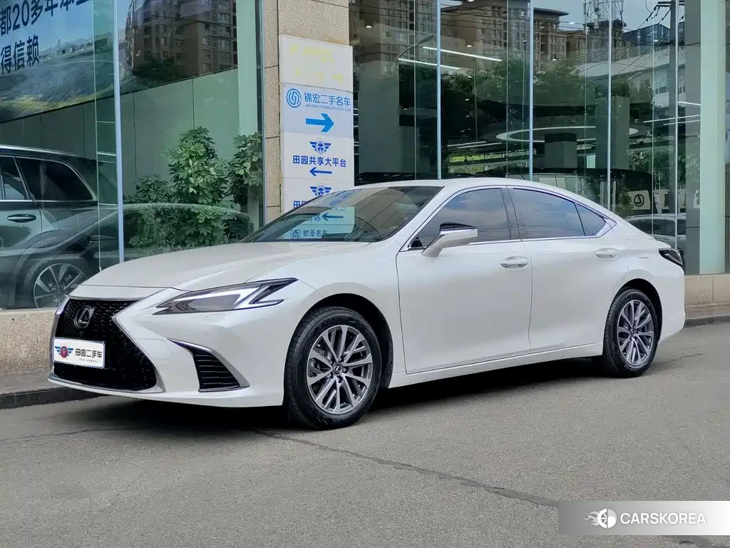Lexus ES id 4644523 из Китая 7