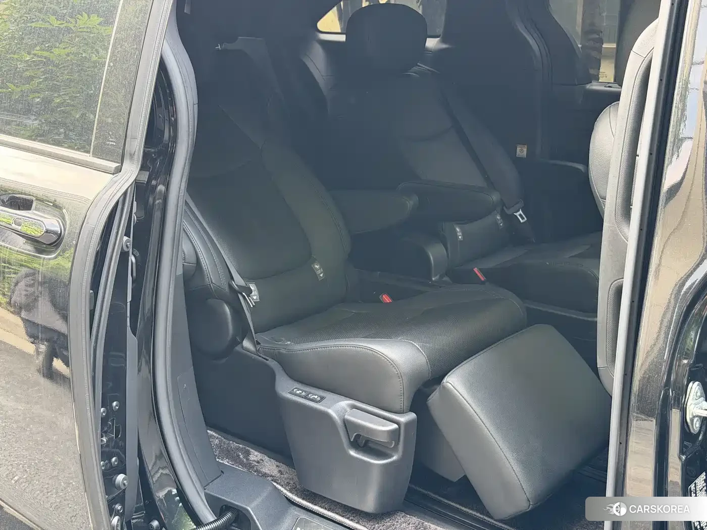 Toyota Sienna id 4578372 из Китая 12