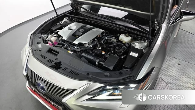 Lexus ES300h 7th generation id 4232124 из Кореи 16