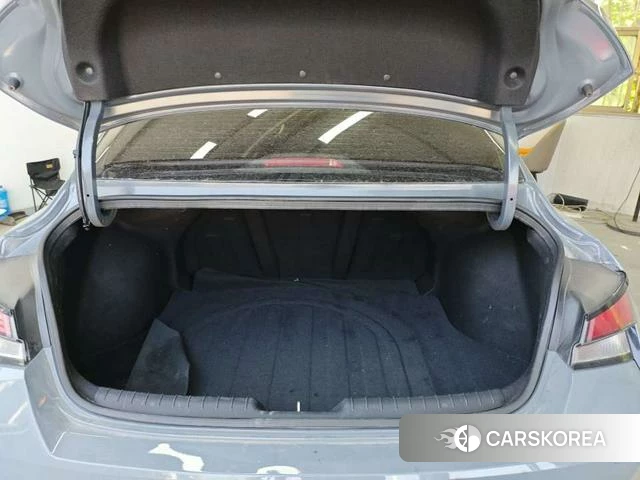 Hyundai Elantra id 4342187 из Китая 9