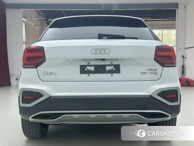 Audi Q2L id 4313289 из Китая 20